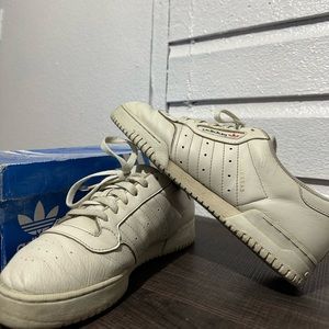 YEEZY POWERPHASE!OBO!